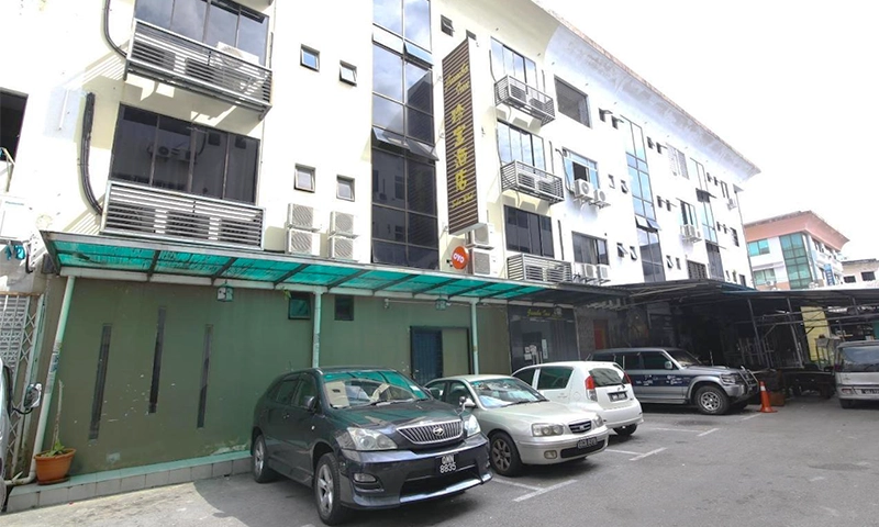 OYO Jumbo Inn